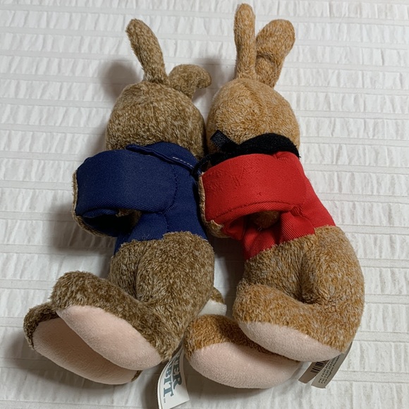 8” Peter Rabbit Plush Bunnies w/Wraparound Arms - The Peter Rabbit 2 Movie - Picture 8 of 14